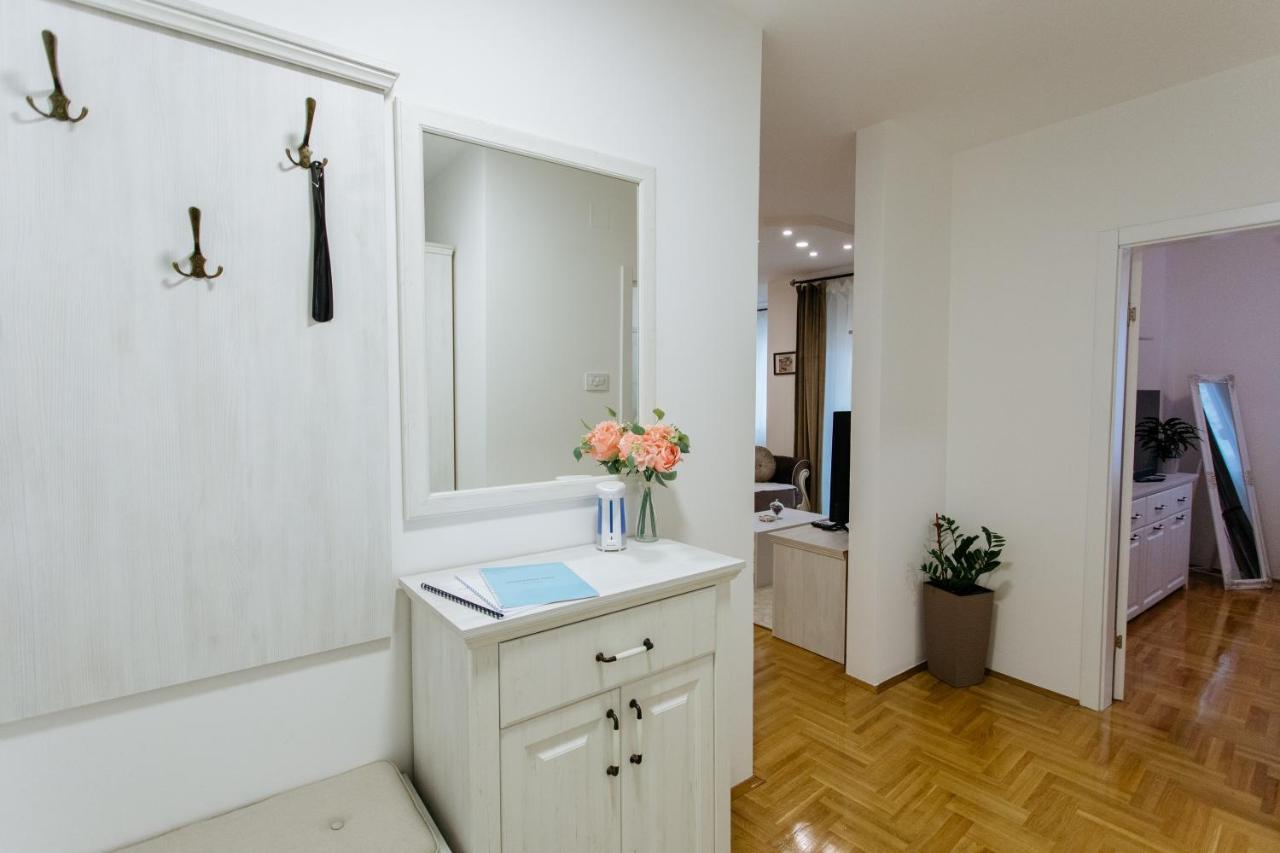 Apartman Kristina 4* Subotica Exterior foto